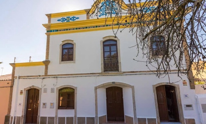 Boliqueime Cottage | TIROSA SOLAR (FLOOR 1)