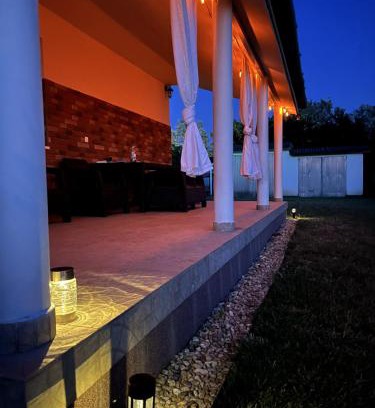 Kiskore House | Tiszaháló Apartman Ház