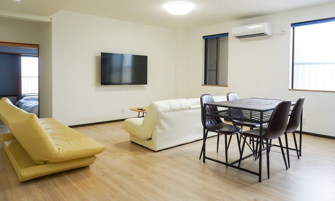Sumoto Onsen House | Tizwanhotel2021 minute walk to the beachUp to 8 / Sumoto Hyōgo