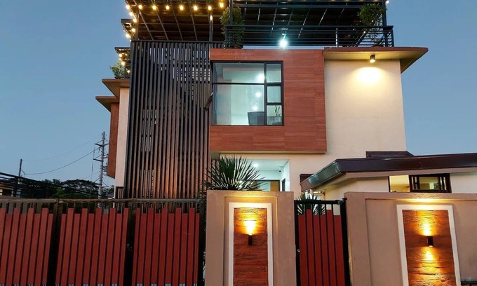 Los Banos Villa | TJM Hot Spring Villa 1, a spacious 5-bedroom, with WiFi, AC in serene Los Baños
