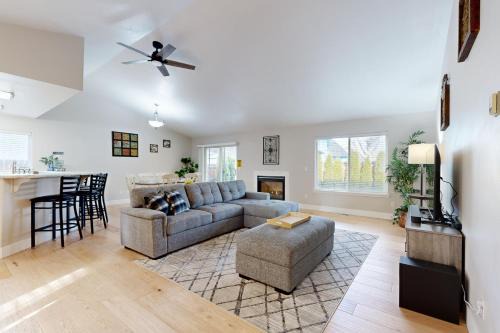 Redmond House | TK’s Central Oregon Retreat