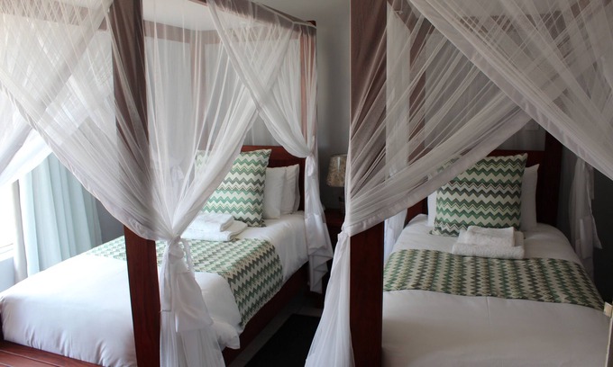 Kasane Cabin | Tlou Safari Lodge
