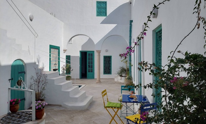 Rades House | Charming renovated Arab house with all comforts. A true haven of peace