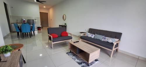 Kinarut Apartment | Tn'J Homestay Condominium Kinarut, Papar