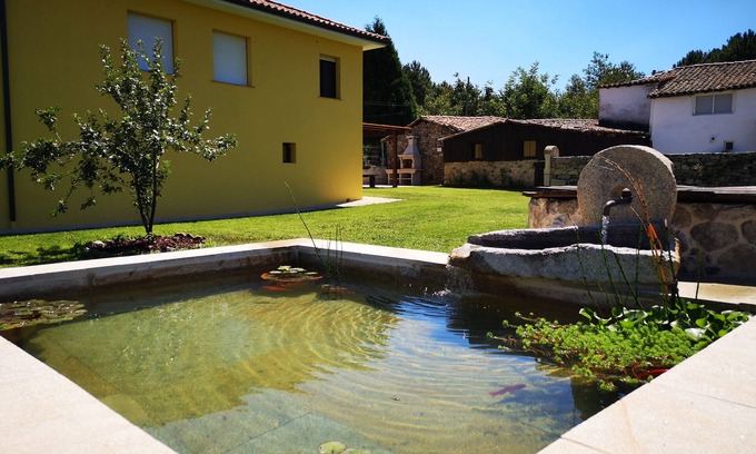 Sober House | TO MAQUIA DO POUSAVEDRA