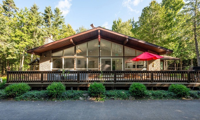 Tobermory Ski Chalet | Tobermory Chalet & Sauna
