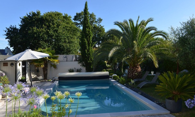 Quimiac Villa | TOEN BIHAN, family home with swimming pool, close to beaches (100 m)