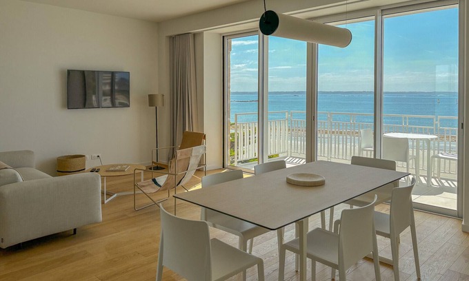 Trebeurden Apartment | Toenno T3 · T3 Luxury Apartment with Sea View