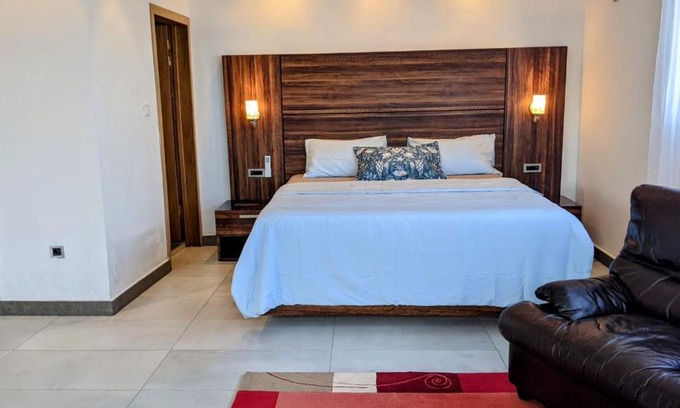 Buea Apartment | Toilcam