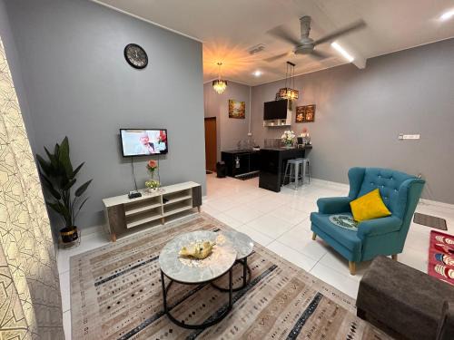 Tanah Merah House | Tok Wan's Studio Homestay