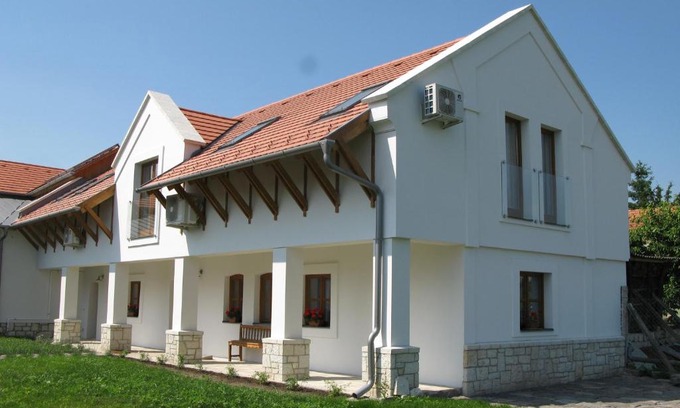 Bodrogkeresztur House | Tokaj Nobilis Udvarház