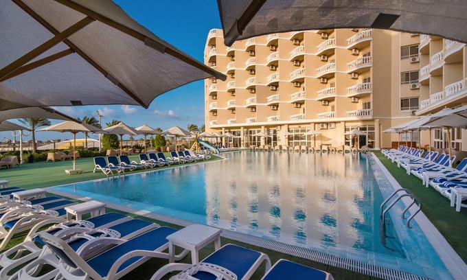 Mobarak City Hotel | Tolip Family Club Borg El Arab