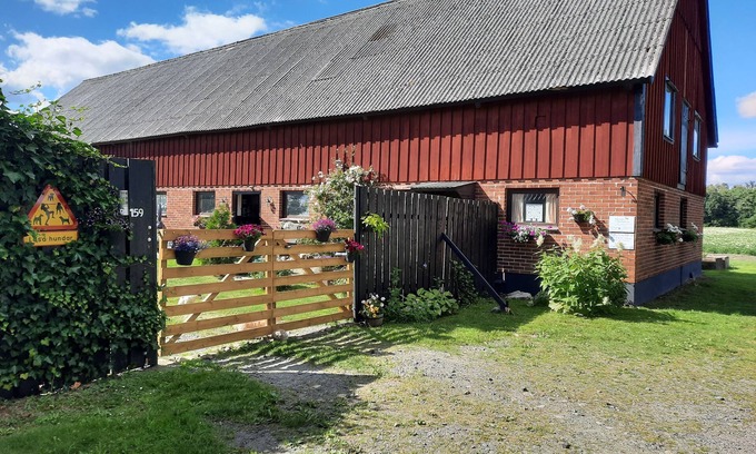 Tollarp House | Tollarp - Barn - sleeps 3 - Pet Friendly - Parking