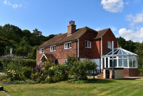 Playden House | Tollgates