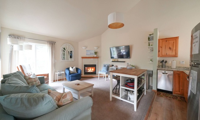 Tolovana Park House | Tolovana 3 - 700ft to Beach - Family Fun - Dogs Ok!