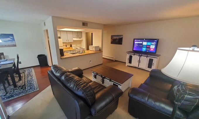 Sioux Falls Apartment | Tomar Park Apt 4 - KP101APT4