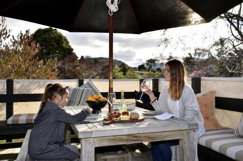 Kuratau Bed & Breakfast | Tongariro Adventures