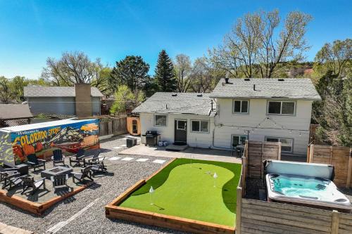 West Colorado Springs House | Tonka Estate Backyard Oasis w Hot Tub & Sauna