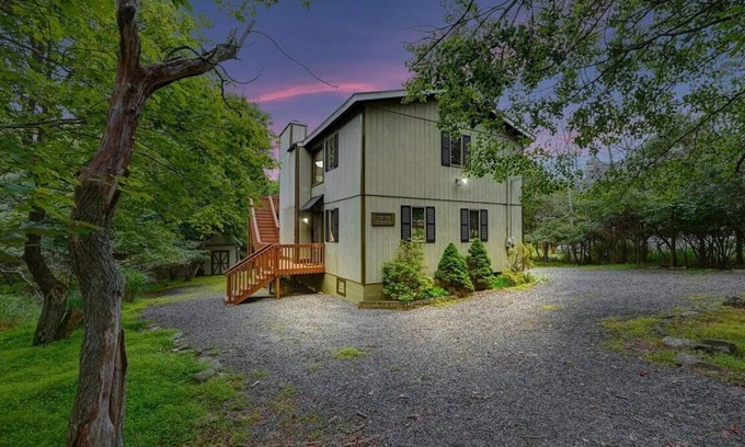 Albrightsville House | Tons of Space! 2 floors,Huge Deck,2 fireplaces,All New Beds. Near beach/lake/ski
