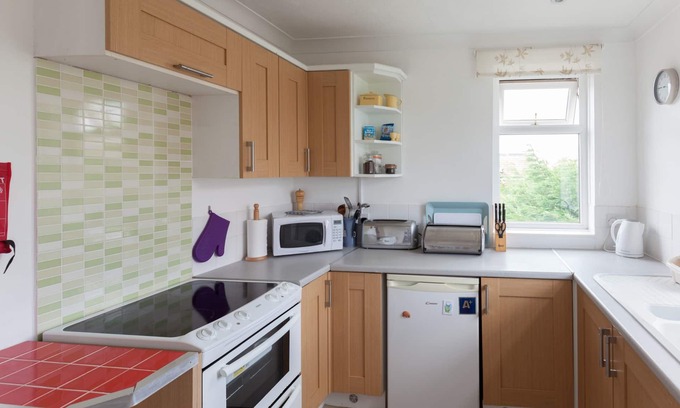 Ipswich Apartment | Toothbrush Apartments - Ipswich East - Cauldwell Ave
