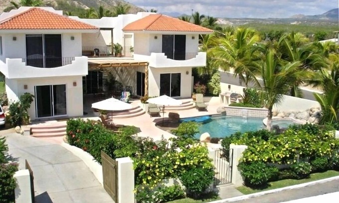 Santa Rosa Villa | Top 10 Rental - 6 Bedrooms/6 Baths, Pool/Spa, Private Community, Close to Beach