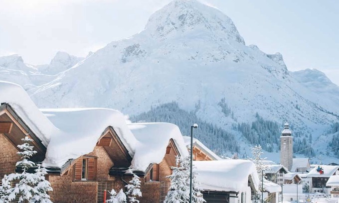 Lech am Arlberg Apartment | Top 5 - Boutique Chalet Almrausch