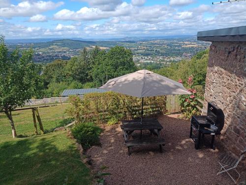 Redbrook House | Top Barn WALES