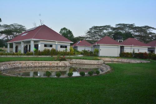 Nakaseke Hotel | Top Cottages Gardens and Restaurant Kapeeka