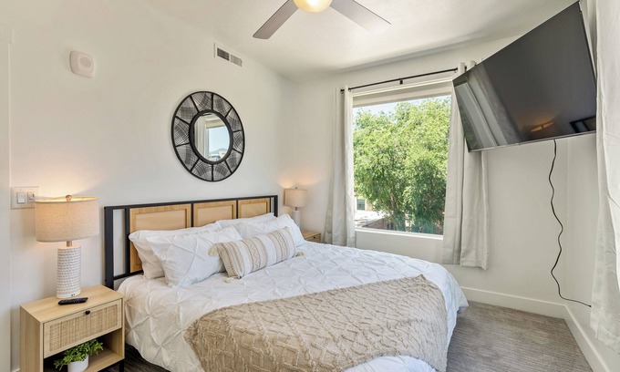 Rio Grande Apartment | Top Floor/City View/Garage Parking/Gym/Wi-Fi/Central