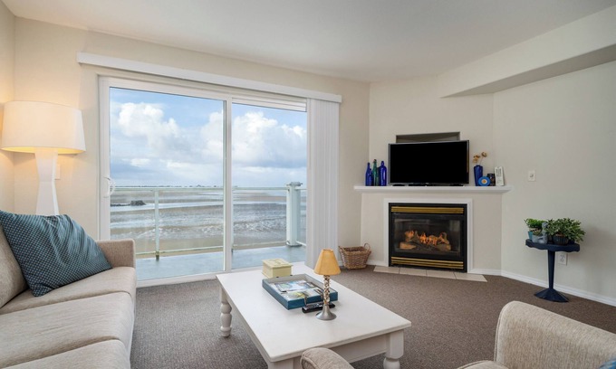 Lincoln City Condo | Top floor condo with bay and ocean views in historic Taft, Lincoln City!