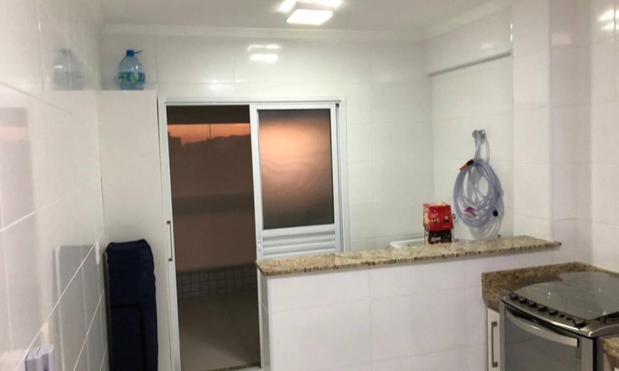 Aviacao Apartment | Top floor (penthouse) overlooking the beach, with barbecue on the balcony