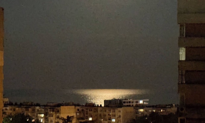 Varna Apartment | Top floor private app sea & city view Balcony barbecue. Best location Chayka.