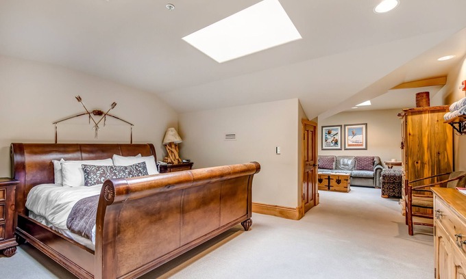 Deer Valley Condo | Top floor, view, Hotel Studio close to everything