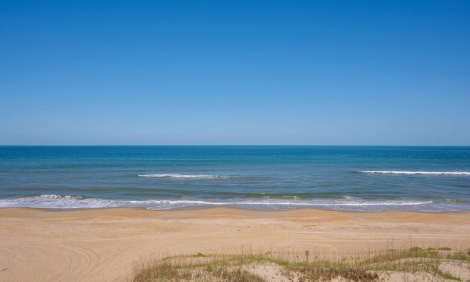 Nags Head Condo | Top Floor with Oceanfront & Sound Views! Walk-in Shower, Avail: 9-6-25 - 9-13-25