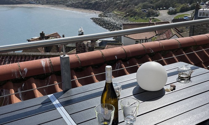 Runswick Bay Cottage | Top Gallant Holiday Cottage Runswick Bay with great beach and sea views