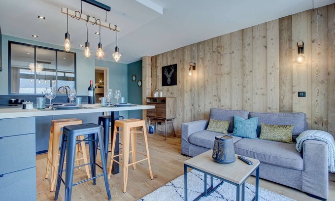 Morzine Apartment | Top location, superb accommodation facing tracks