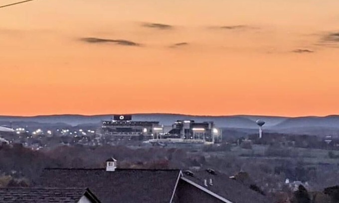 State College House | Top of Lemont - Minutes to Downtown State College and Penn State