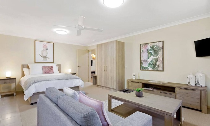 Maleny Apartment | Top Rated Maleny: The Tallowood at The Guesthouse