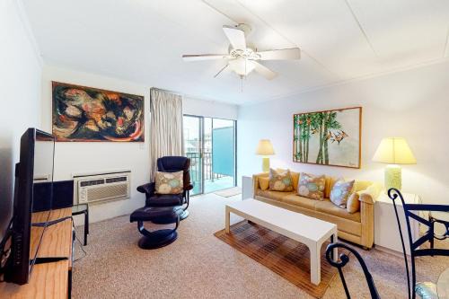 North Ocean City Apartment | Top Royal S 204