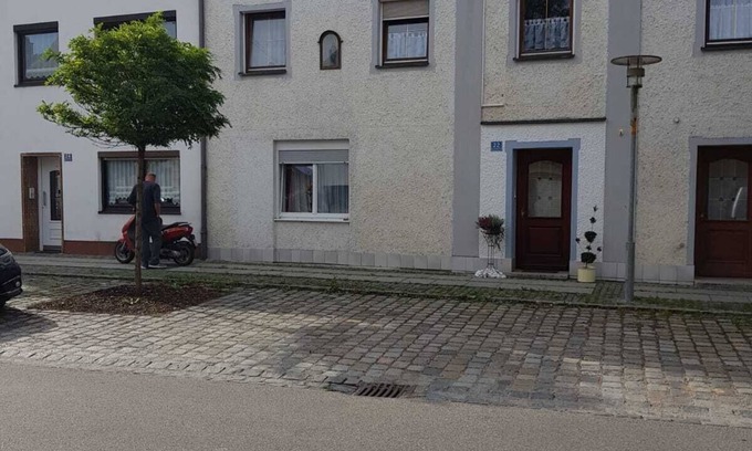 Gangkofen House | Toprenoviertes holiday and guest house with plenty of space for up to 10 guests