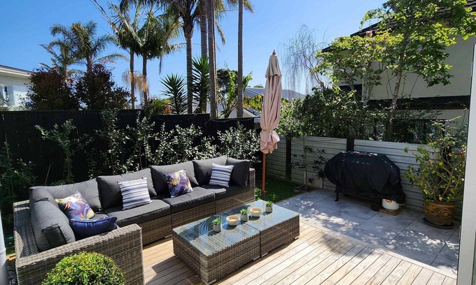 Torbay House | Torbay Oasis near the Sea