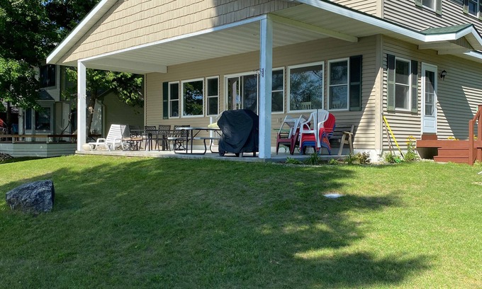 Central Lake House | Torch Lake Northern Escape