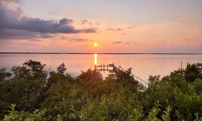 Lower Keys House | Torchview Lookout- Secluded Waterfront Retreat With 240’ Dock On Niles Channel