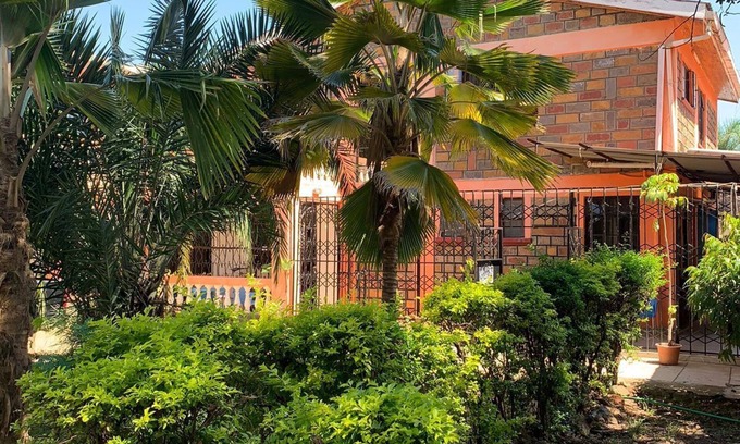 Kisumu Hotel | Torchys Lounge