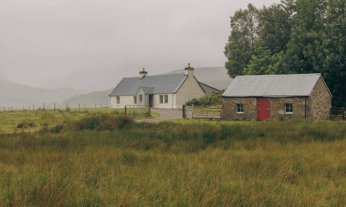 Ledgowan Cottage | Torran Cottage - A cosy country cottage set in dramatic Scottish landscape