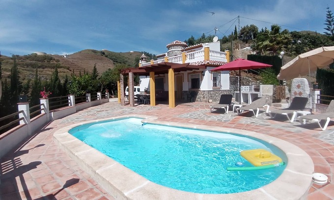 Torrox Cottage | TORRE DEL MANZANO RURAL HOUSE