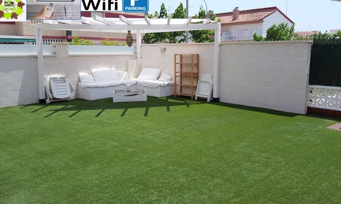 Torre de la Horadada Ski Chalet | Torre Horadada Rent Villa at 100mts beach, A/C, Parking Wifi Garden Barbecue
