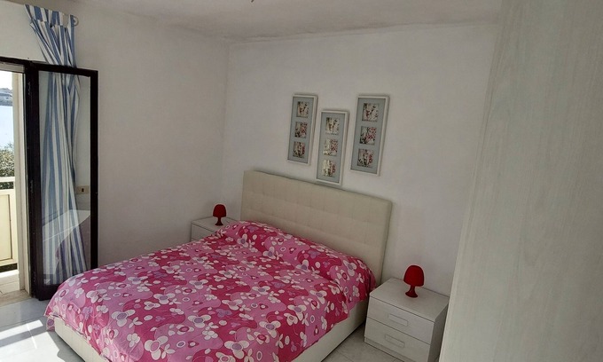 Scala di Furno Villa | Torre Lapillo Villa Viviana, 250 m from the Sea