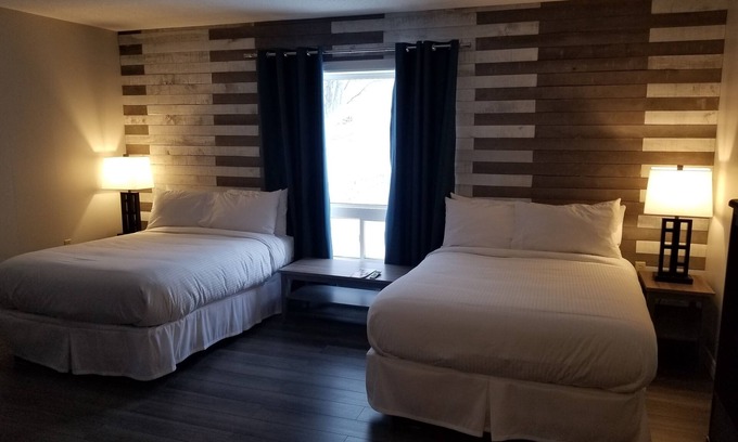 Hawke's Bay Hotel | Torrent River Inn