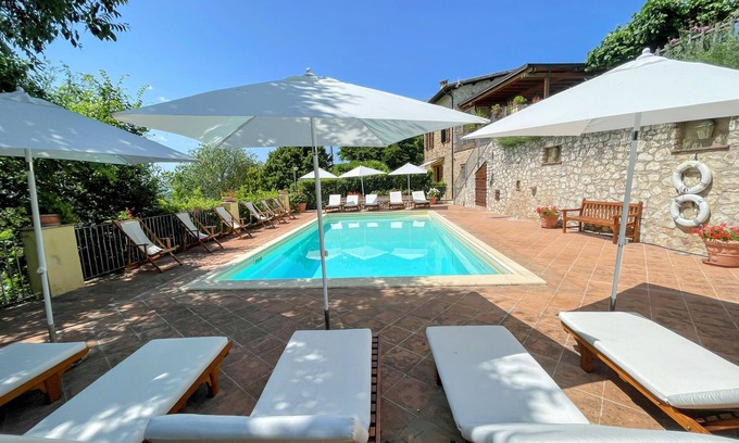 Strettura House | Torretta sleeps 5 with pool and exclusive gardens plus private verandah